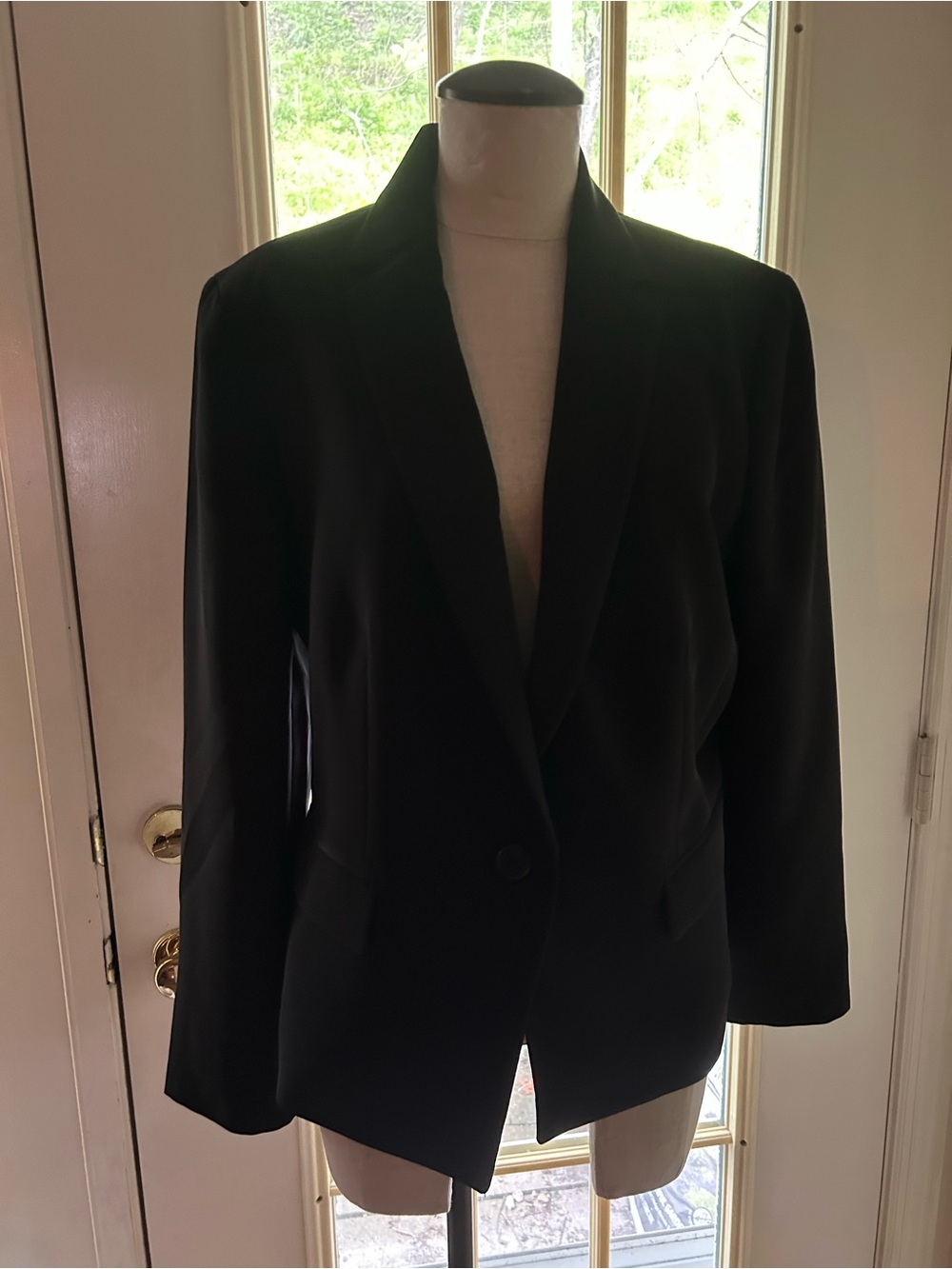 Ann Taylor Classic Black Women's Suit Jacket and Pants Set sz. 12. Nwt - Picture 3 of 16
